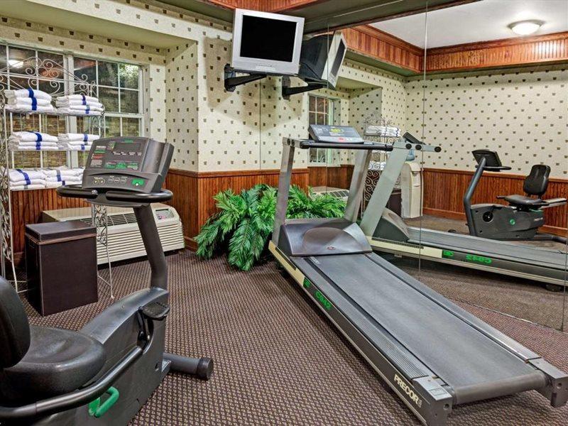 Microtel Inn & Suites By Wyndham Perimeter Center Санди Спрингс Екстериор снимка